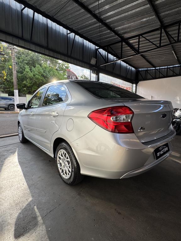 FORD Ka + Sedan - Foto