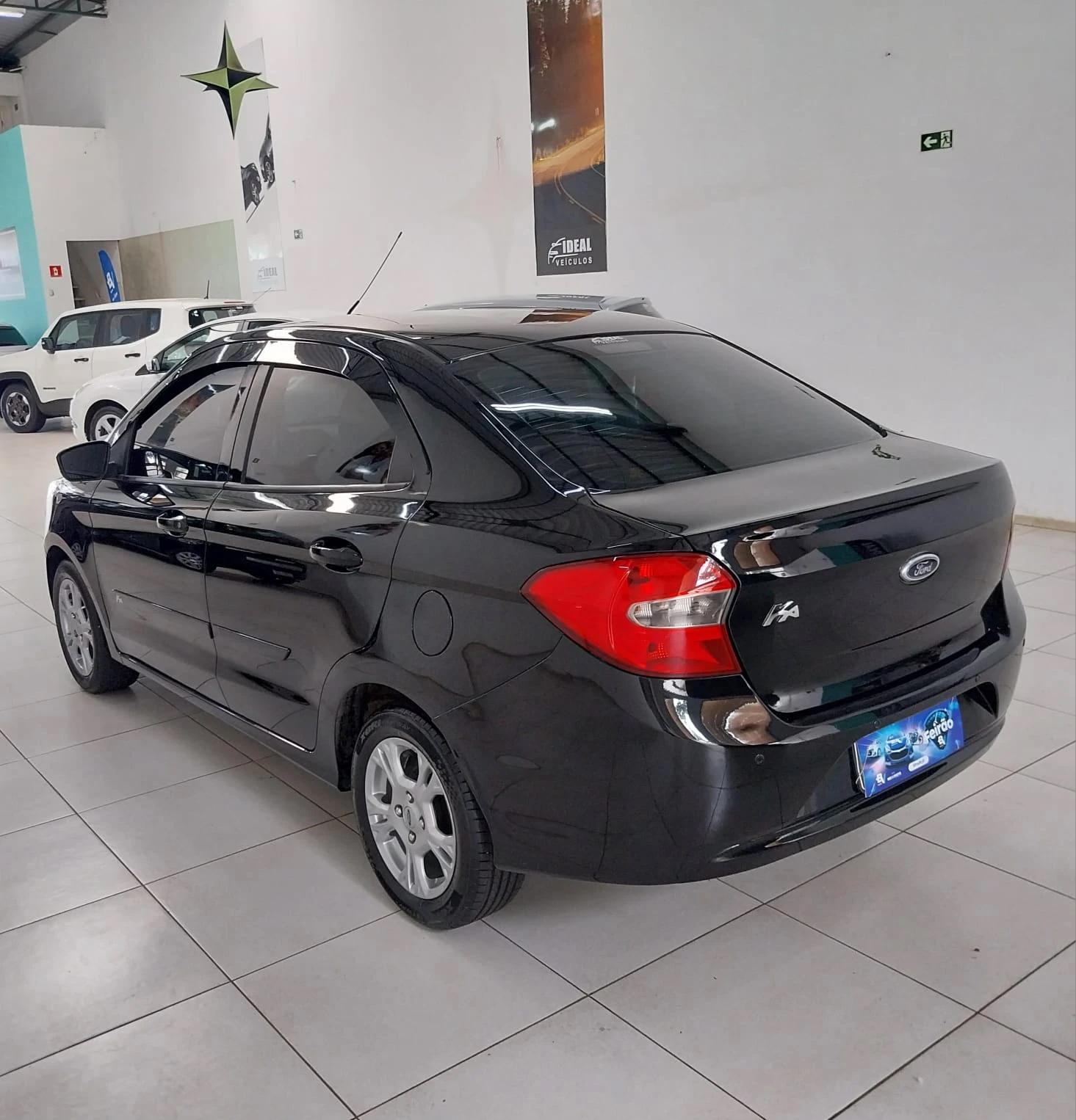 FORD Ka + Sedan - Foto