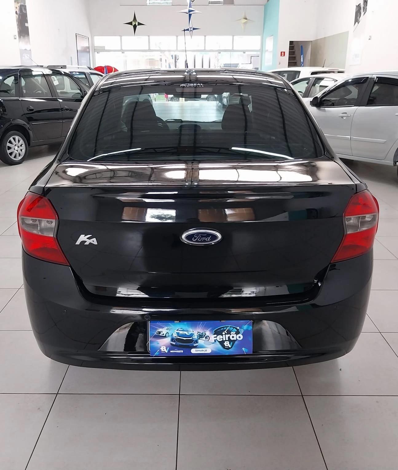 FORD Ka + Sedan - Foto