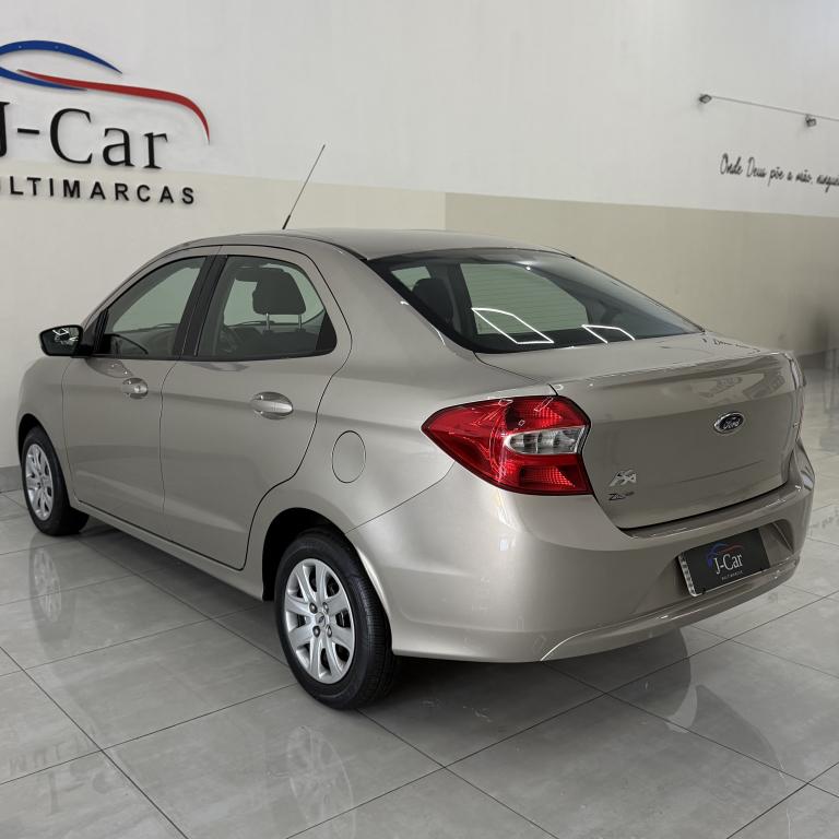 FORD Ka + Sedan - Foto