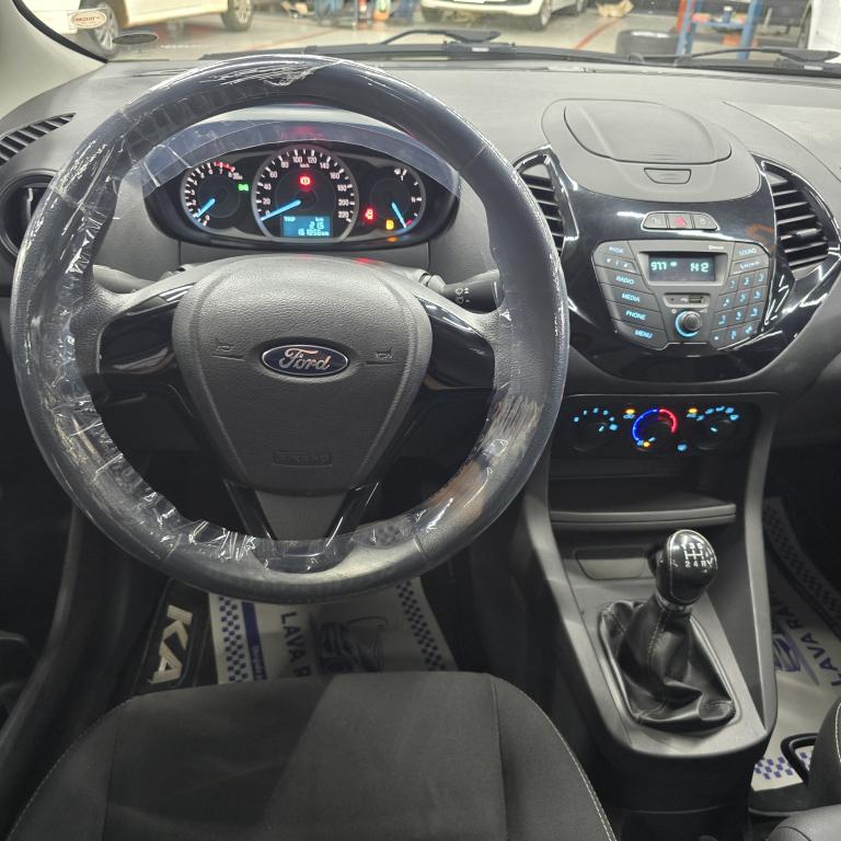 FORD Ka + Sedan - Foto