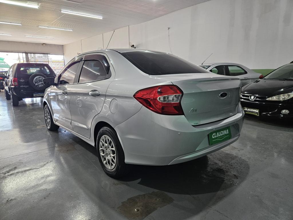 FORD Ka + Sedan - Foto