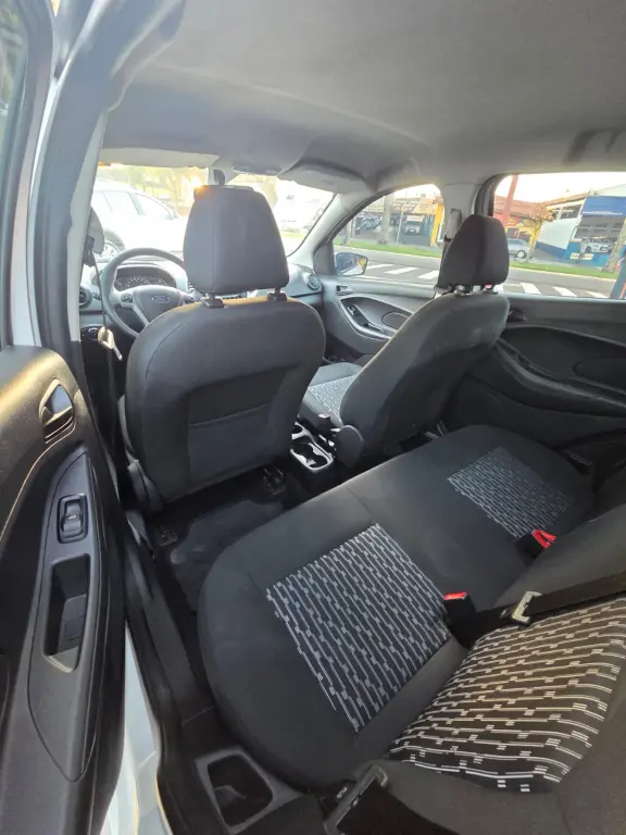 FORD Ka + Sedan - Foto
