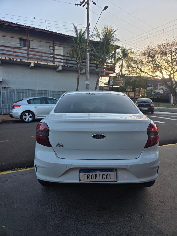 FORD Ka + Sedan - Foto