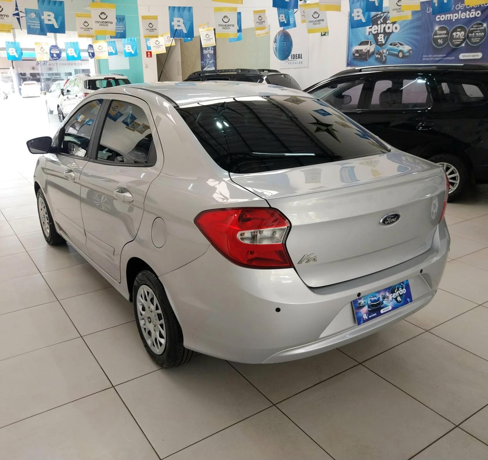 FORD Ka + Sedan - Foto