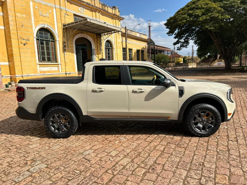 FORD Maverick Pick-up - Foto