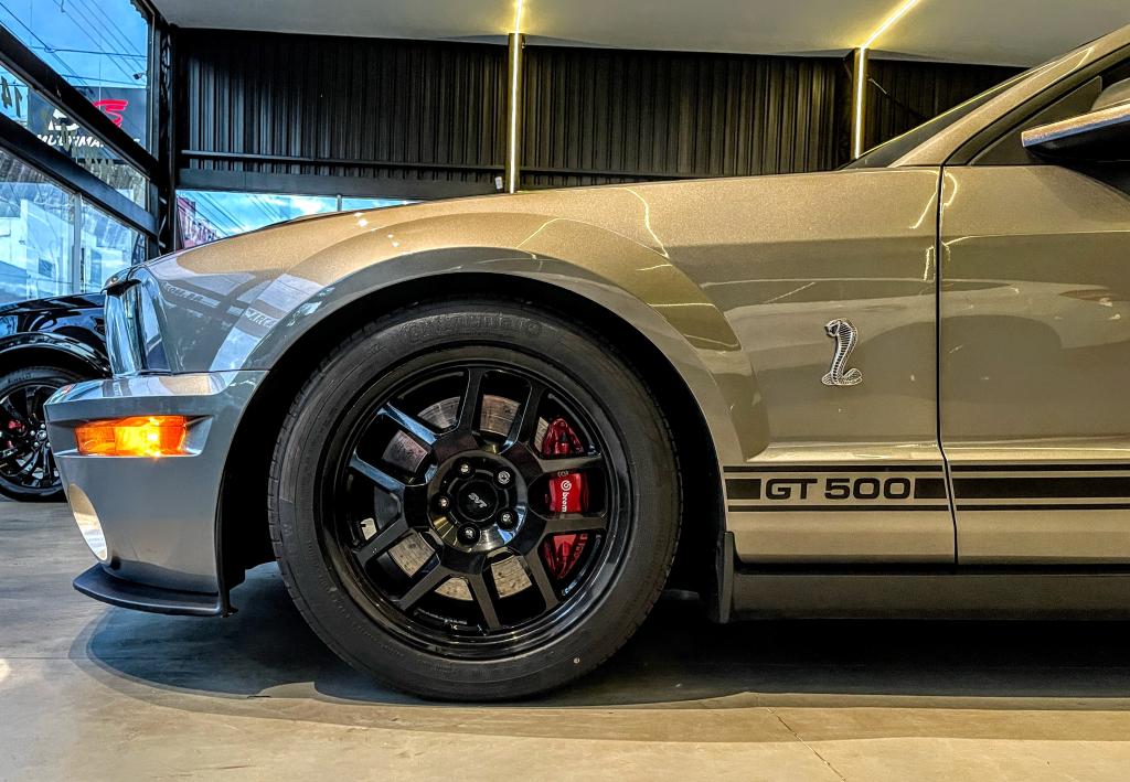 FORD Mustang - Foto