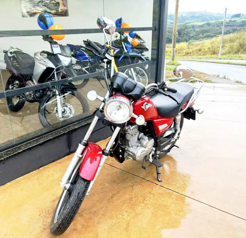 HAOJUE Chopper Road 150 - Foto
