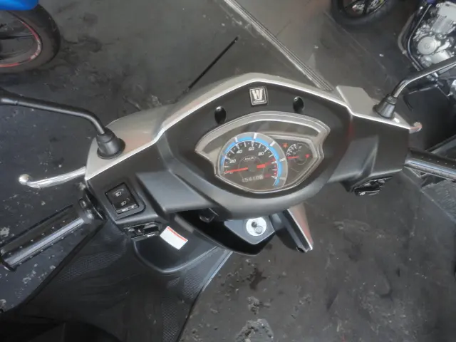 HAOJUE Lindy 125 - Foto