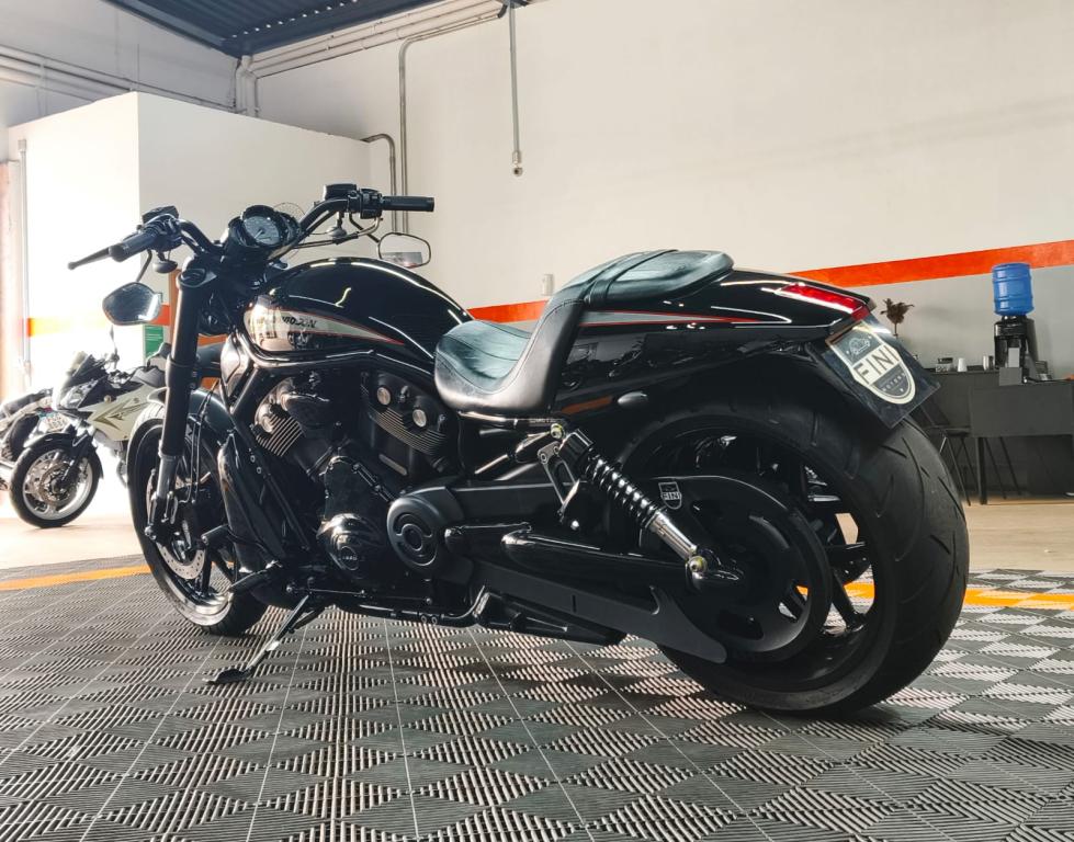 HARLEY DAVIDSON V-Rod - Foto