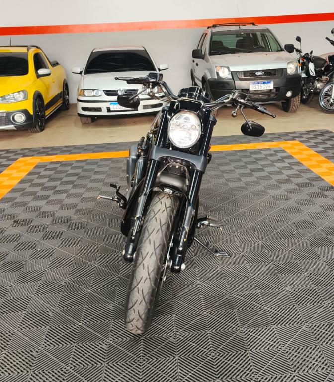 HARLEY DAVIDSON V-Rod - Foto