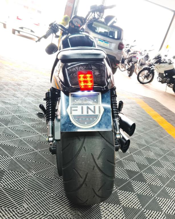 HARLEY DAVIDSON V-Rod - Foto