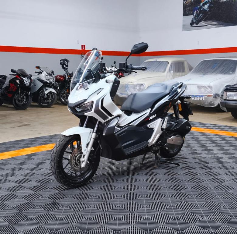 HONDA ADV 150 - Foto