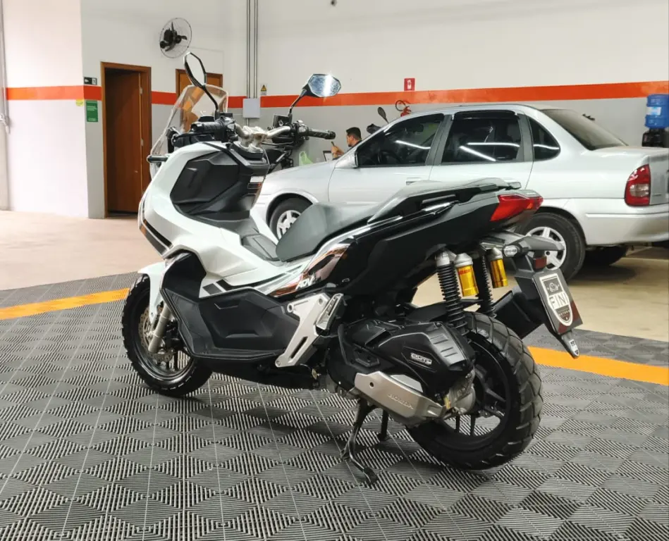HONDA ADV 150 - Foto