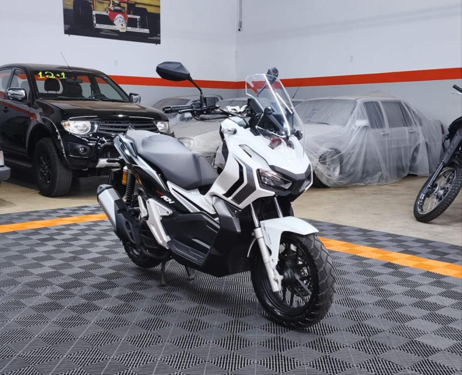 HONDA ADV 150 - Foto