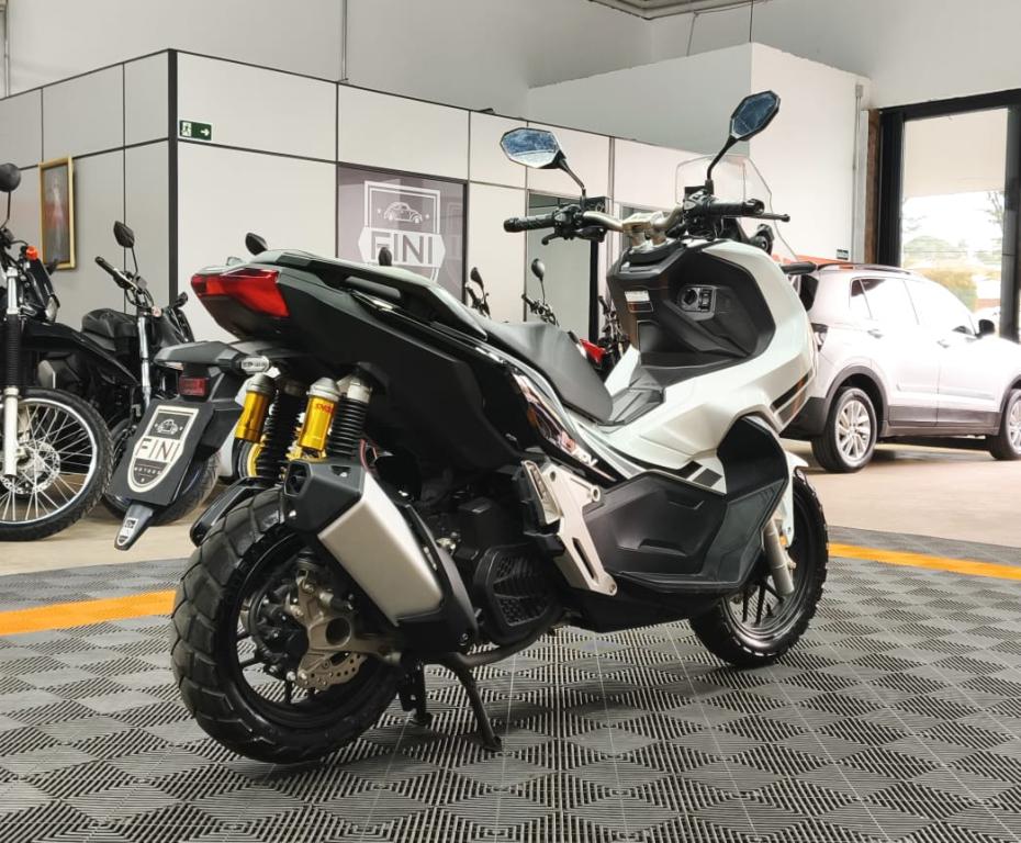 HONDA ADV 150 - Foto