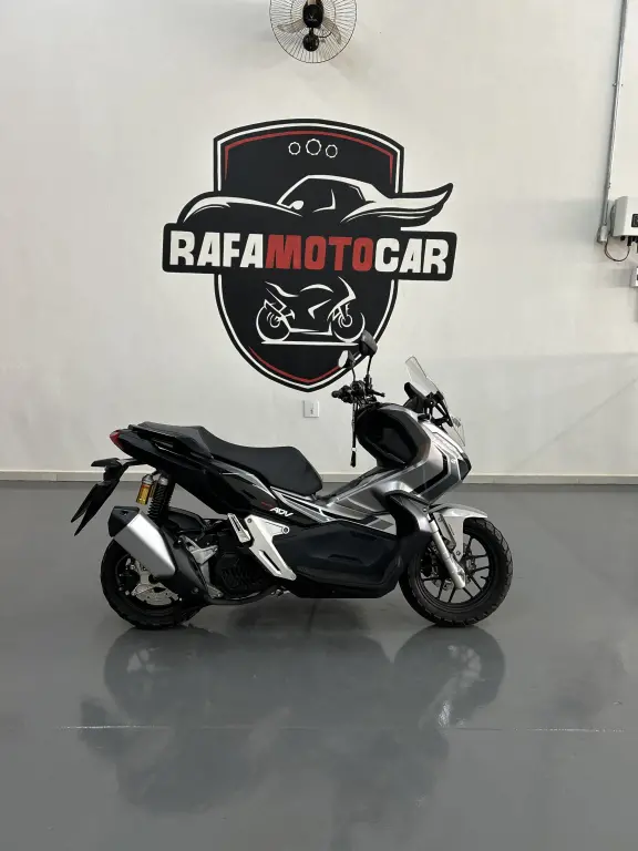 HONDA ADV 150 - Foto