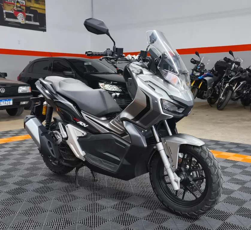 HONDA ADV 150 - Foto