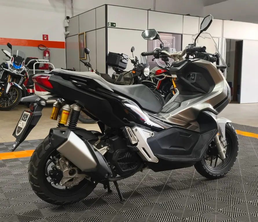 HONDA ADV 150 - Foto