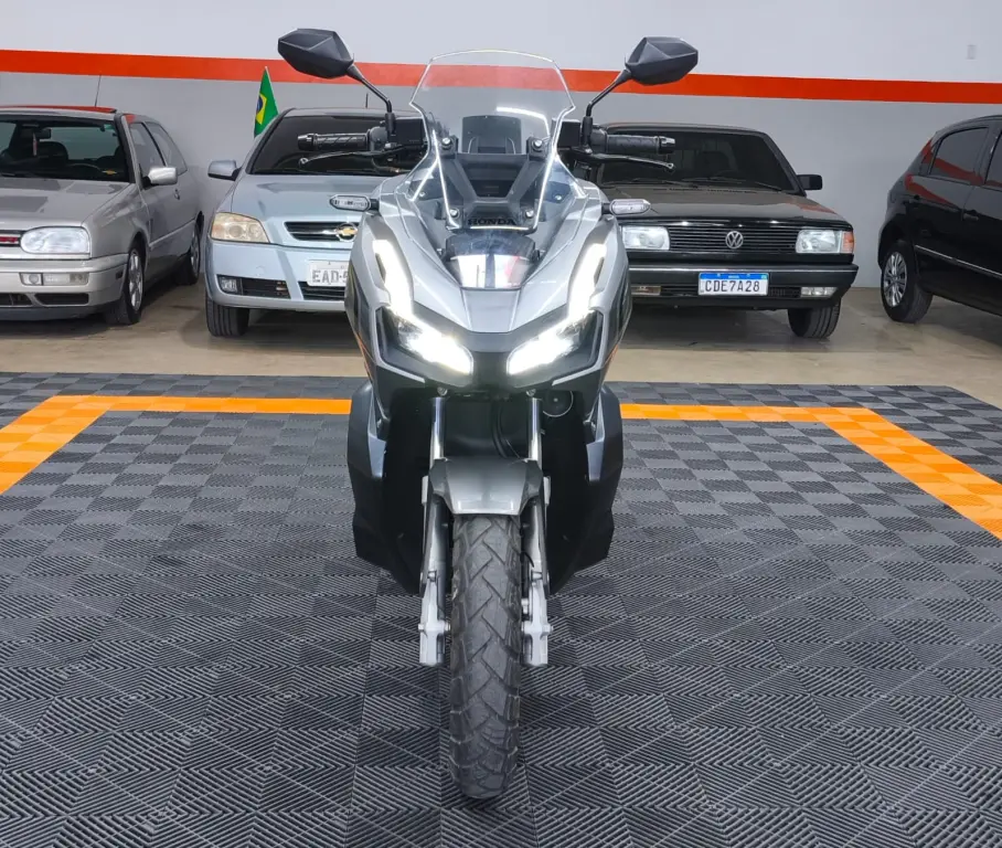 HONDA ADV 150 - Foto