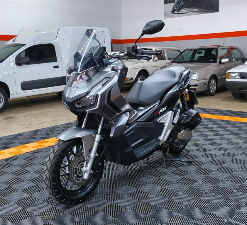 HONDA ADV 150 - Foto