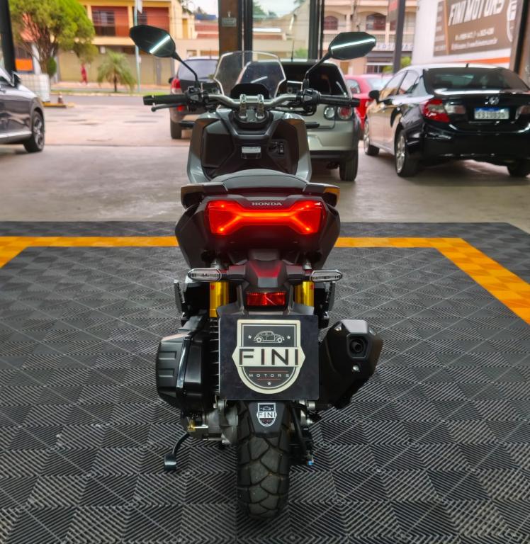 HONDA ADV 150 - Foto