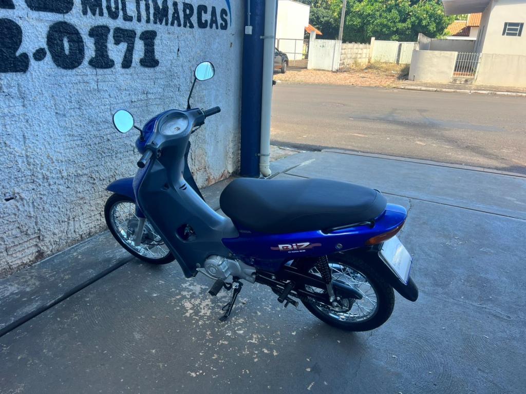 HONDA Biz 100 - Foto
