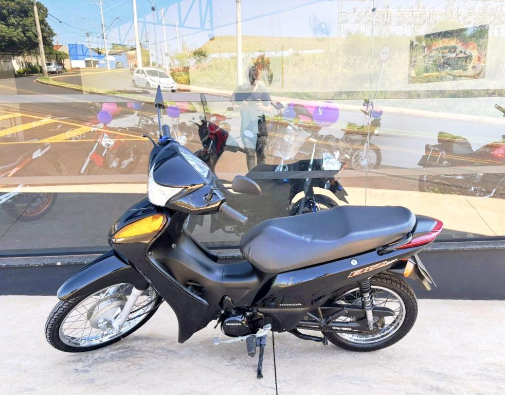 HONDA Biz 100 - Foto