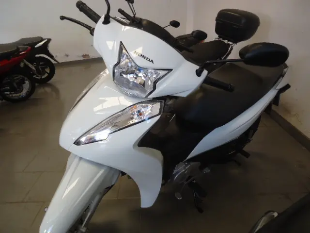 HONDA Biz 110 I - Foto