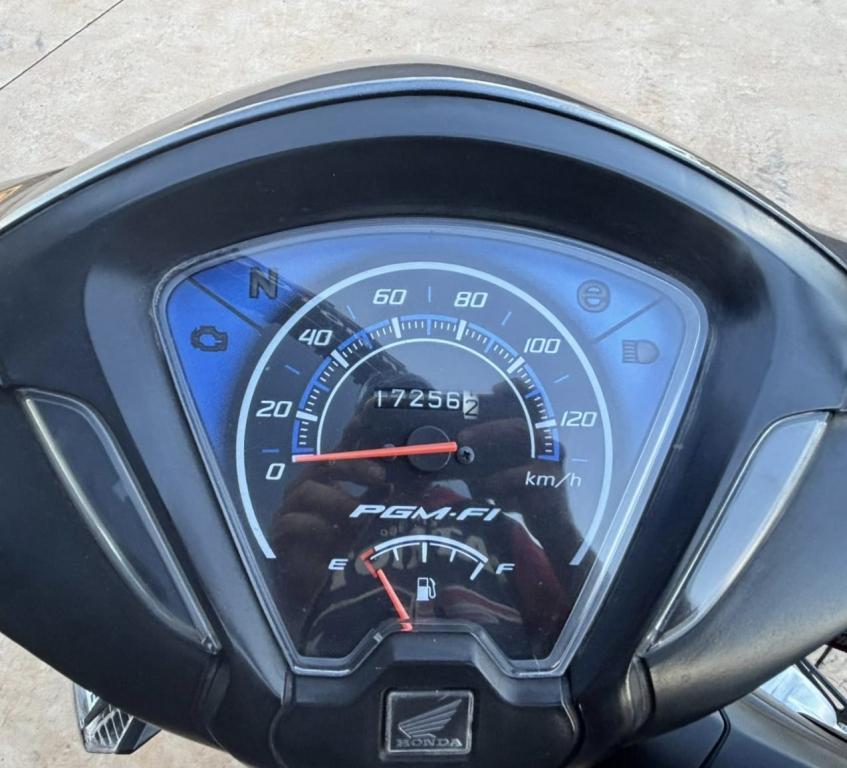 HONDA Biz 110 I - Foto