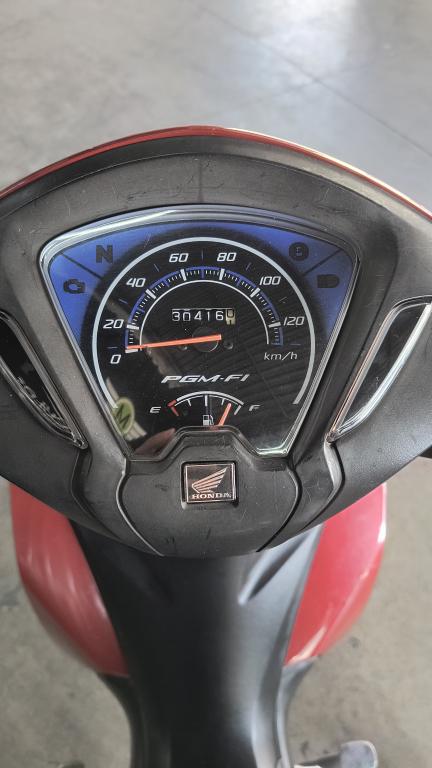 HONDA Biz 110 I - Foto