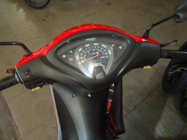 HONDA Biz 110 I - Foto