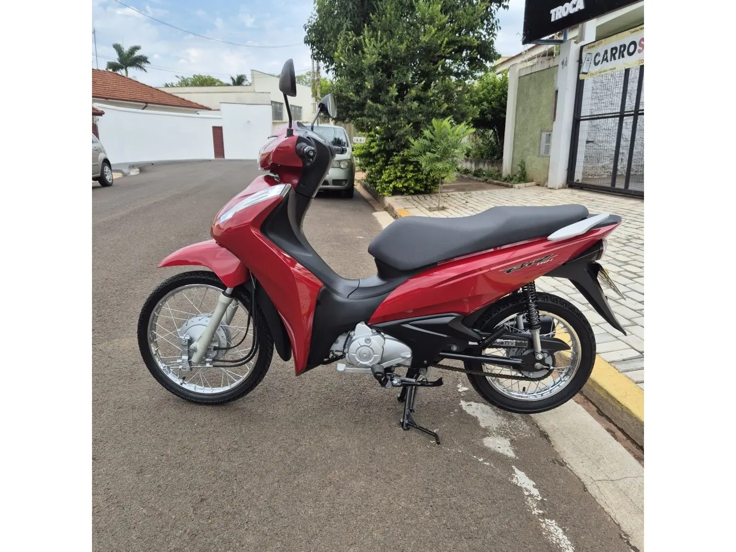 HONDA Biz 110 I - Foto