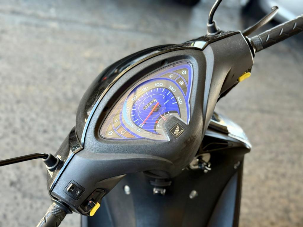 HONDA Biz 125 - Foto