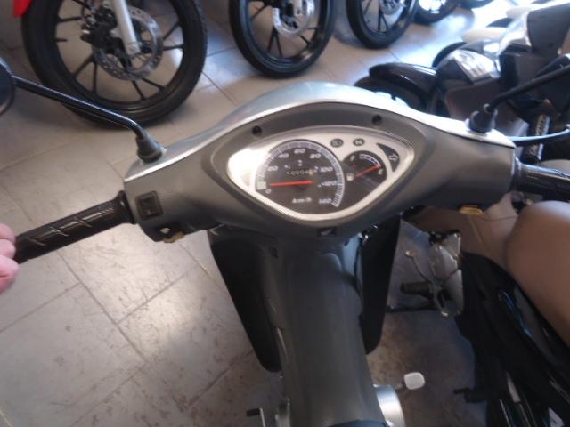 HONDA Biz 125 - Foto