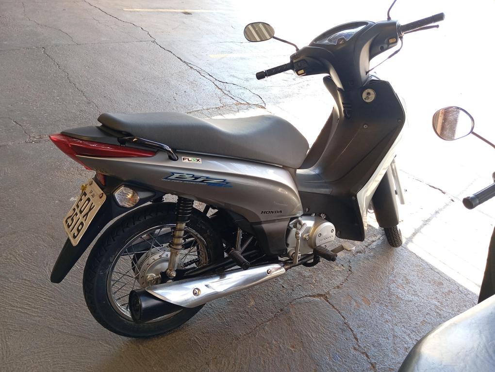 HONDA Biz 125 - Foto