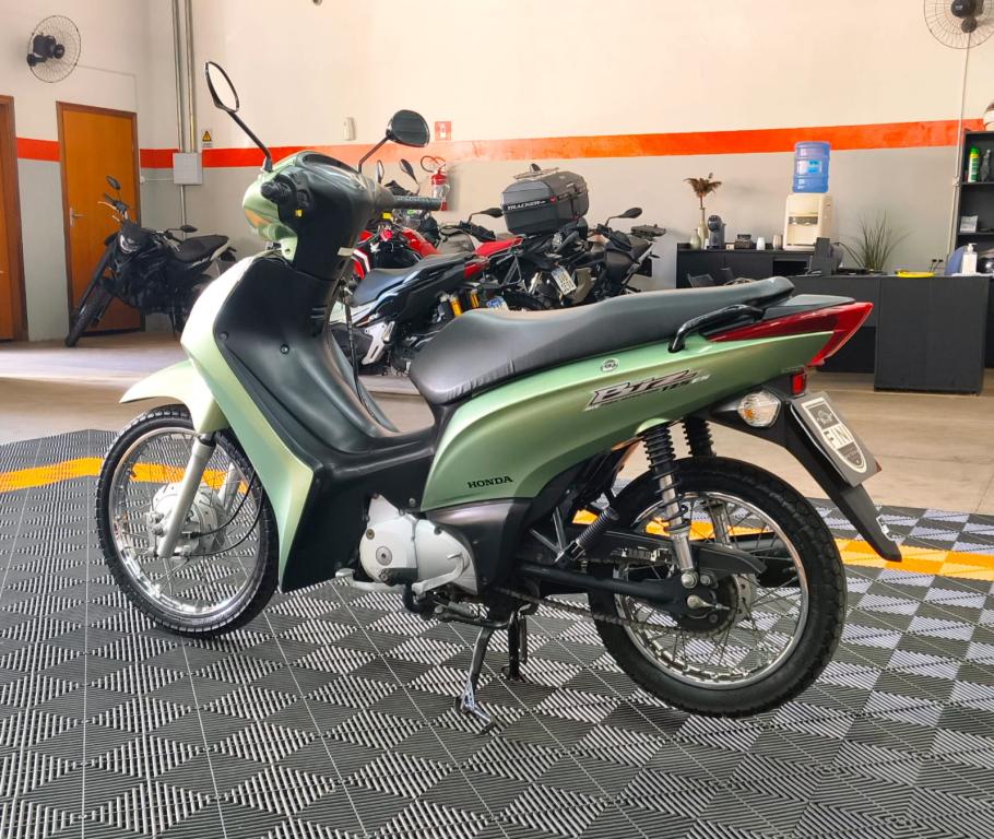 HONDA Biz 125 - Foto