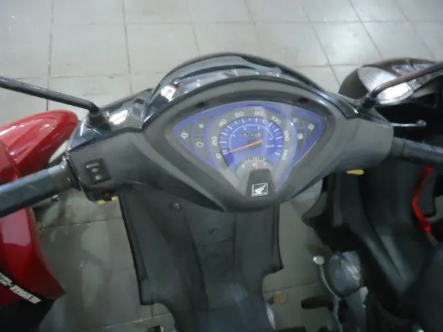 HONDA Biz 125 - Foto