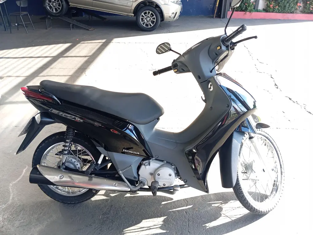 HONDA Biz 125 - Foto