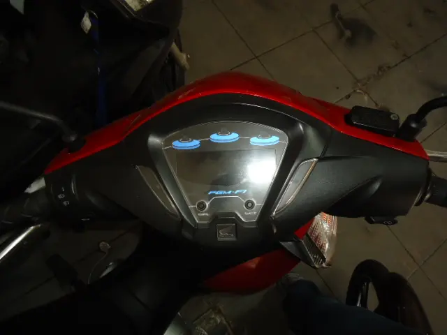 HONDA Biz 125 - Foto