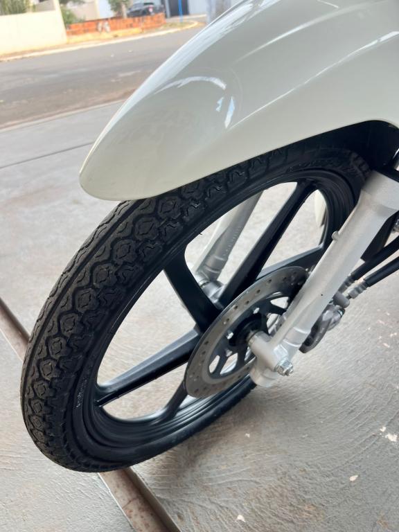 HONDA Biz 125 - Foto