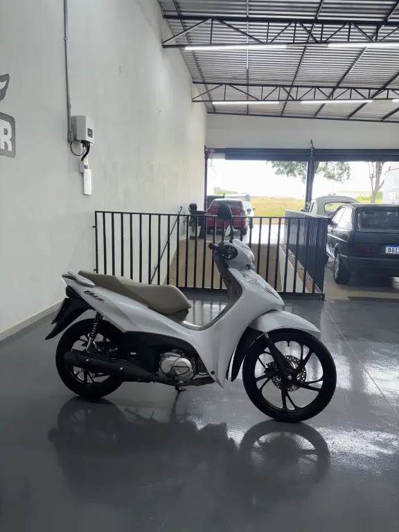 HONDA Biz 125 - Foto