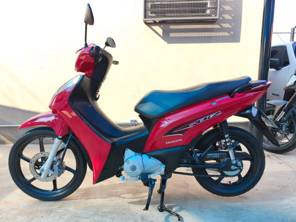 HONDA Biz 125 - Foto