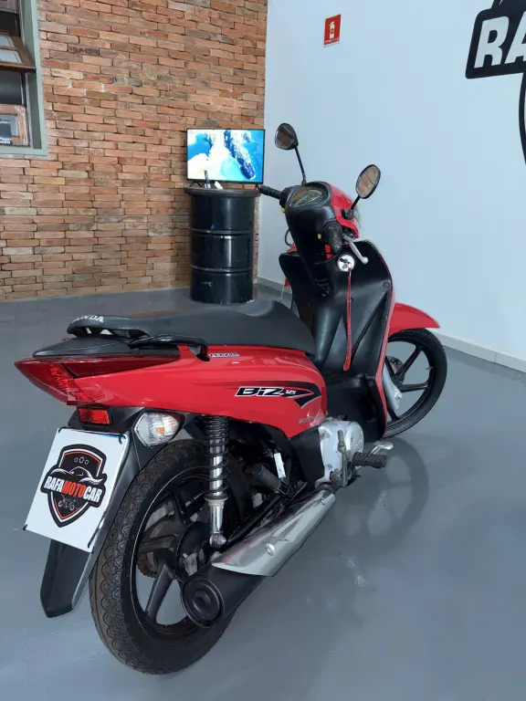 HONDA Biz 125 - Foto