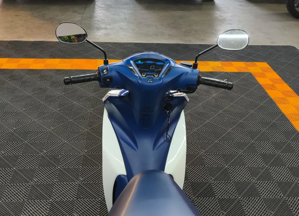 HONDA Biz 125 - Foto