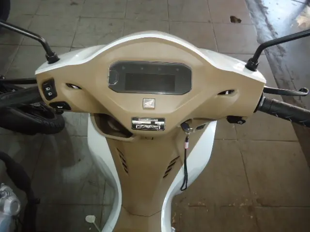 HONDA Biz 125 - Foto
