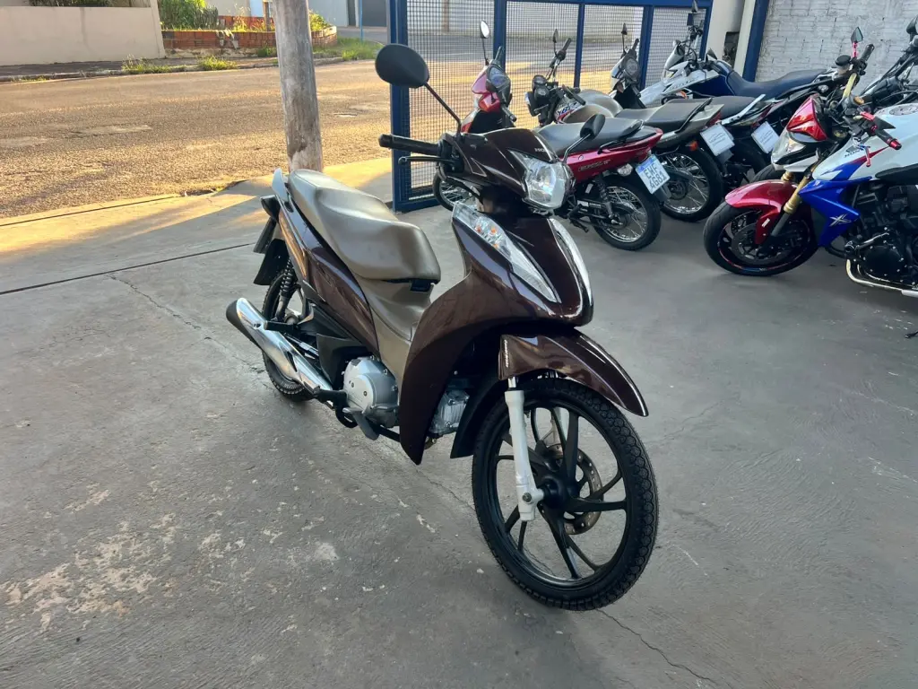 HONDA Biz 125 - Foto