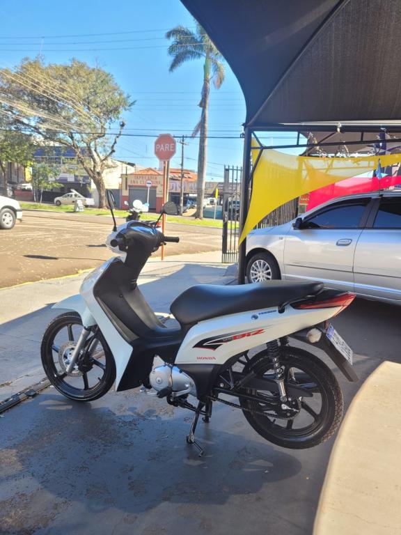 HONDA Biz 125 - Foto