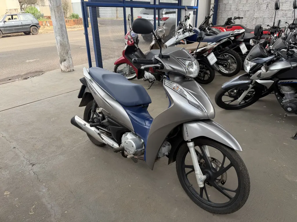 HONDA Biz 125 - Foto