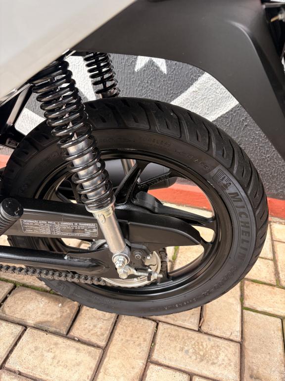 HONDA Biz 125 - Foto